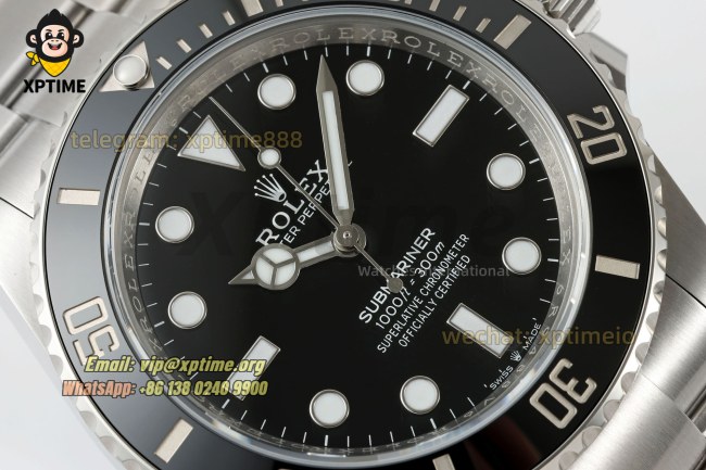 Submariner 124060 40mm ARF Black/Dot on SS/SS Bracelet VR3230 Submariner 124060 40mm ARF Black/Dot on SS/SS Bracelet VR3230