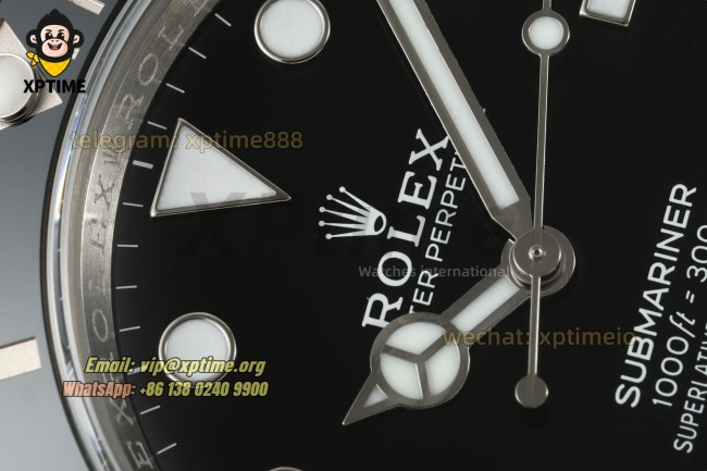 Submariner 124060 40mm ARF Black/Dot on SS/SS Bracelet VR3230 Submariner 124060 40mm ARF Black/Dot on SS/SS Bracelet VR3230