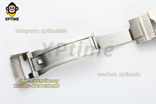 Submariner 124060 40mm ARF Black/Dot on SS/SS Bracelet VR3230 Submariner 124060 40mm ARF Black/Dot on SS/SS Bracelet VR3230
