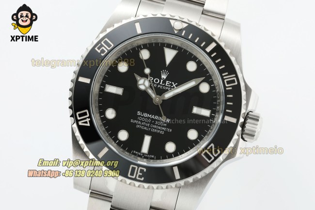 Submariner 114060 40mm ARF Black/Dot on SS/SS Bracelet VR3130 Submariner 114060 40mm ARF Black/Dot on SS/SS Bracelet VR3130