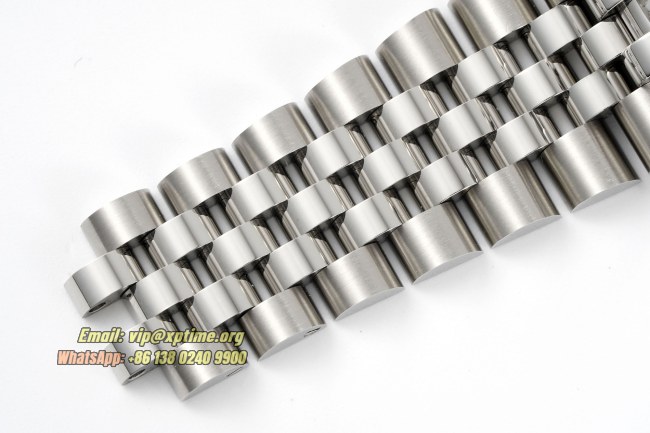 GMT Master II Blaken 40mm ARF Black/Dot on Jub SS/SS Bracelet SH3285 Super Clone GMT Master II Blaken 40mm ARF Black/Dot on Jub SS/SS Bracelet SH3285 Super Clone