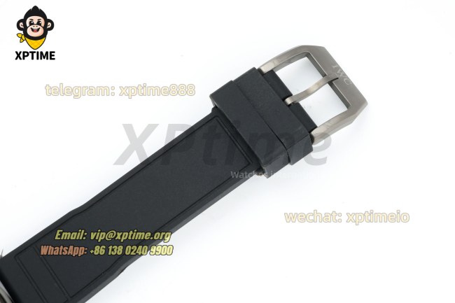 Pilot’s Watch Mark XVIII IW327010 40mm BLSF White/Numeral on SS/RU Strap 9015 Pilot’s Watch Mark XVIII IW327010 40mm BLSF White/Numeral on SS/RU Strap 9015