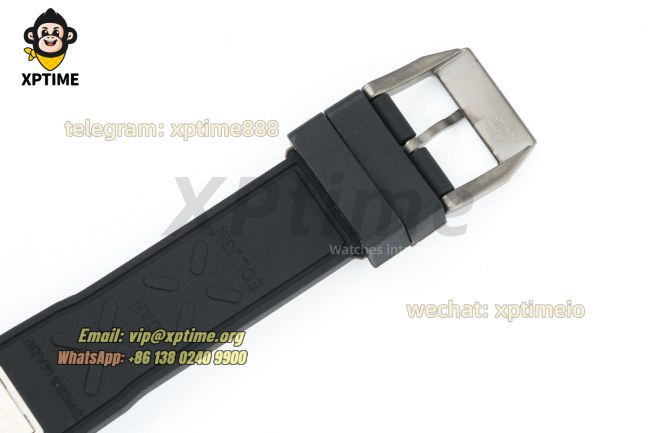 Pilot’s Ace 40mm BLSF Black/Numeral on DLC/RU Strap 9015 Pilot’s Ace 40mm BLSF Black/Numeral on DLC/RU Strap 9015