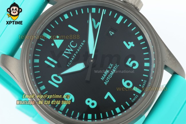Pilot’s Watch Mark XX Mercedes-AMG 40mm BLSF Black/Numeral on TI/RU Strap 9019 Pilot’s Watch Mark XX Mercedes-AMG 40mm BLSF Black/Numeral on TI/RU Strap 9019