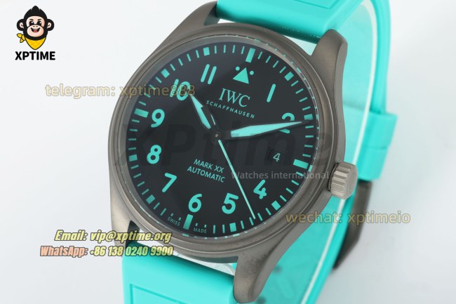 Pilot’s Watch Mark XX Mercedes-AMG 40mm BLSF Black/Numeral on TI/RU Strap 9019 Pilot’s Watch Mark XX Mercedes-AMG 40mm BLSF Black/Numeral on TI/RU Strap 9019