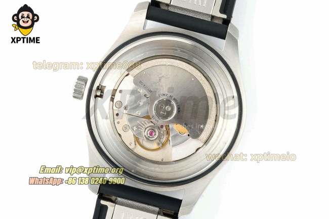 Pilot’s Watch Mark XVIII IW327010 40mm BLSF White/Numeral on SS/RU Strap 9015 Pilot’s Watch Mark XVIII IW327010 40mm BLSF White/Numeral on SS/RU Strap 9015