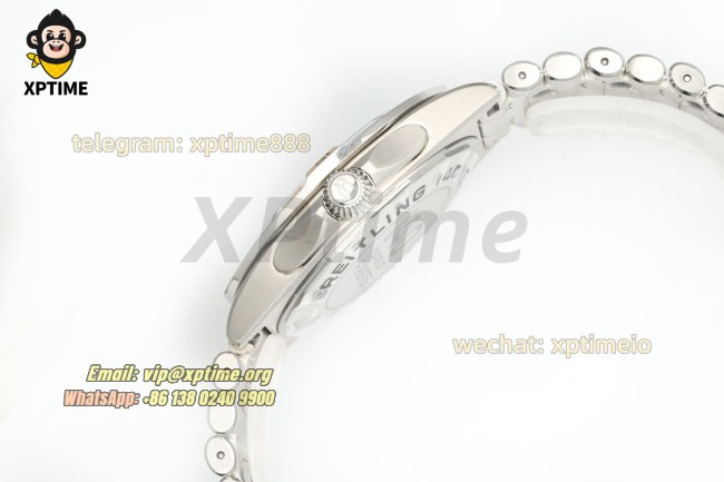 Chronomat GMT 40mm BLSF Gray/Stick on SS/SS Bracelet A2824 Chronomat GMT 40mm BLSF Gray/Stick on SS/SS Bracelet A2824