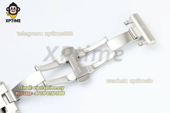 Chronomat GMT 40mm BLSF Gray/Stick on SS/SS Bracelet A2824 Chronomat GMT 40mm BLSF Gray/Stick on SS/SS Bracelet A2824