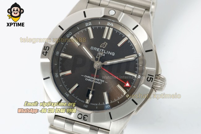 Chronomat GMT 40mm BLSF Gray/Stick on SS/SS Bracelet A2824 Chronomat GMT 40mm BLSF Gray/Stick on SS/SS Bracelet A2824