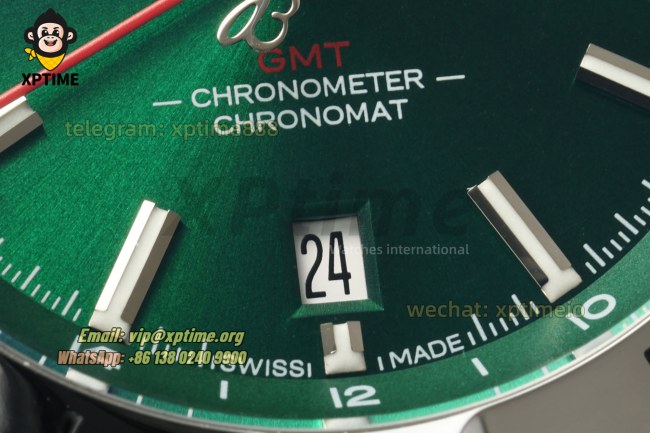 Chronomat GMT 40mm BLSF Green/Stick on SS/SS Bracelet A2824 Chronomat GMT 40mm BLSF Green/Stick on SS/SS Bracelet A2824