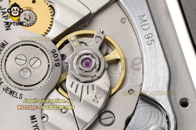 Santos De Cartier 40mm BVF White/Roman on YG/SS Bracelet MY9019 Santos De Cartier 40mm BVF White/Roman on YG/SS Bracelet MY9019