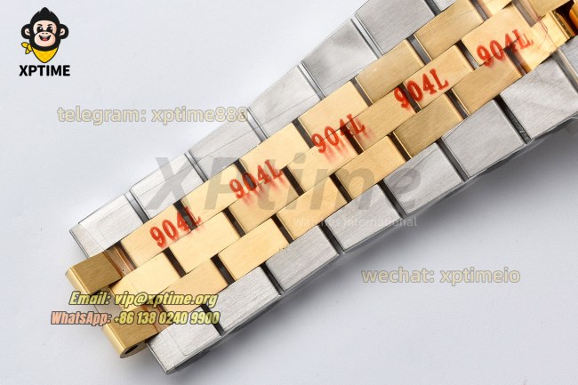 GMT Master II 116713 GRNR 40mm Clean Black/Dot on Jub YG/SS Bracelet DD3285 GMT Master II 116713 GRNR 40mm Clean Black/Dot on Jub YG/SS Bracelet DD3285