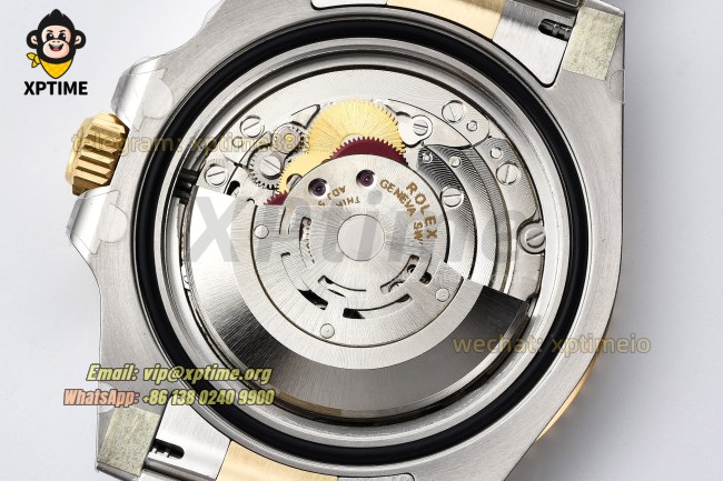 GMT Master II 116713 GRNR 40mm Clean Black/Dot on Oys YG/SS Bracelet VR3186 GMT Master II 116713 GRNR 40mm Clean Black/Dot on Oys YG/SS Bracelet VR3186