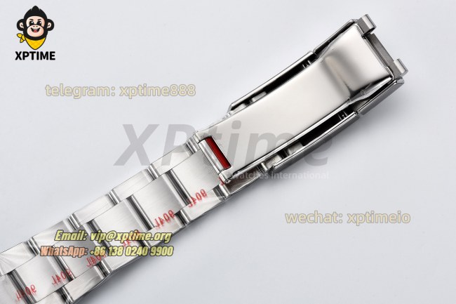 GMT Master II 126710 Bruce Wayne 40mm Clean Black/Dot on Oys SS/SS Bracelet DD3285 GMT Master II 126710 Bruce Wayne 40mm Clean Black/Dot on Oys SS/SS Bracelet DD3285