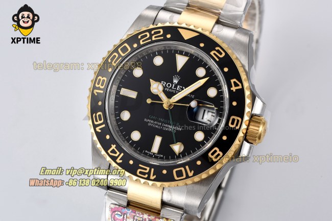GMT Master II 116713 GRNR 40mm Clean Black/Dot on Oys YG/SS Bracelet VR3186 GMT Master II 116713 GRNR 40mm Clean Black/Dot on Oys YG/SS Bracelet VR3186
