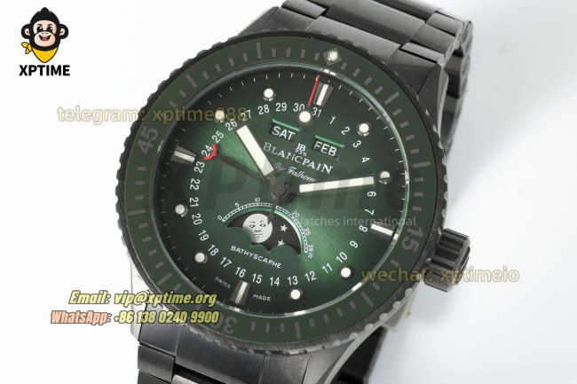 Fifty Fathoms 43.6mm DDDF Green/Dot & Numeral on Ceramic Bracelet A6654 Fifty Fathoms 43.6mm DDDF Green/Dot & Numeral on Ceramic Bracelet A6654