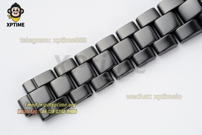 J12 38mm HTF Black/White Numeral on Black Ceramic Bracelet A2892 J12 38mm HTF Black/White Numeral on Black Ceramic Bracelet A2892