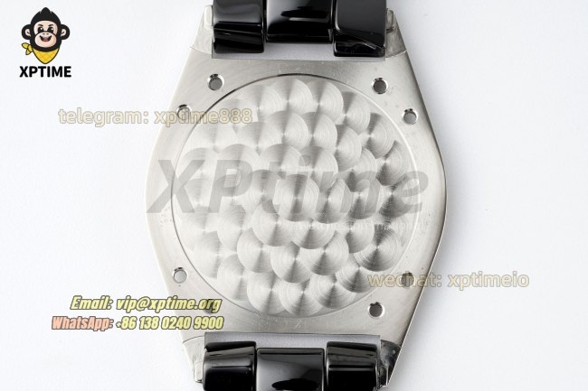J12 38mm HTF Black/Silver on Black Ceramic Bracelet A2892 J12 38mm HTF Black/Silver on Black Ceramic Bracelet A2892