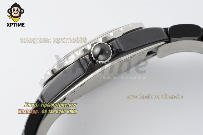 J12 38mm HTF Black/Silver on Black Ceramic Bracelet A2892 J12 38mm HTF Black/Silver on Black Ceramic Bracelet A2892