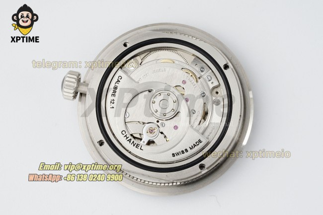 J12 38mm HTF Black/White Numeral on Black Ceramic Bracelet A12.1 J12 38mm HTF Black/White Numeral on Black Ceramic Bracelet A12.1