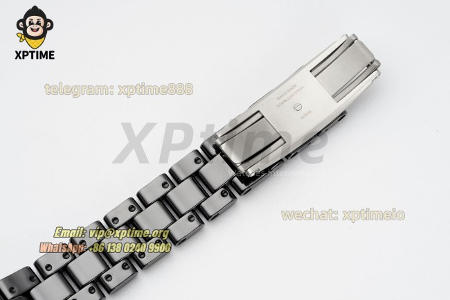 J12 33mm HTF Black/White Numeral on Black Ceramic Bracelet Quartz J12 33mm HTF Black/White Numeral on Black Ceramic Bracelet Quartz