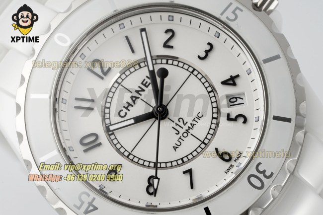 J12 38mm HTF White/Black Numeral on White Ceramic Bracelet A2892 J12 38mm HTF White/Black Numeral on White Ceramic Bracelet A2892