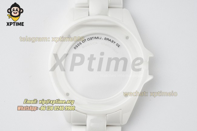 J12 38mm HTF White/Diamond on White Ceramic Bracelet A12.1 J12 38mm HTF White/Diamond on White Ceramic Bracelet A12.1