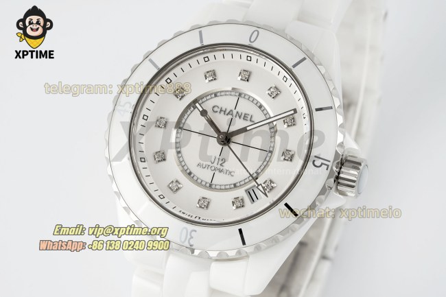 J12 38mm HTF White/Diamond on White Ceramic Bracelet A12.1 J12 38mm HTF White/Diamond on White Ceramic Bracelet A12.1