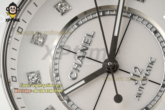 J12 38mm HTF White/Diamond on White Ceramic Bracelet A12.1 J12 38mm HTF White/Diamond on White Ceramic Bracelet A12.1