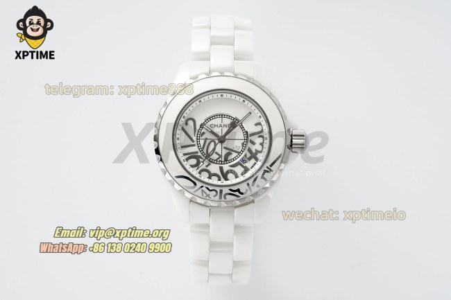 J12 33mm HTF White/Numeral on White Ceramic Bracelet Quartz J12 33mm HTF White/Numeral on White Ceramic Bracelet Quartz