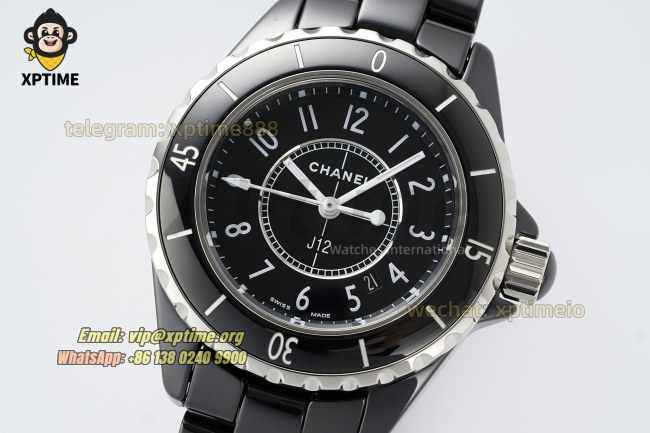 J12 33mm HTF Black/White Numeral on Black Ceramic Bracelet Quartz J12 33mm HTF Black/White Numeral on Black Ceramic Bracelet Quartz