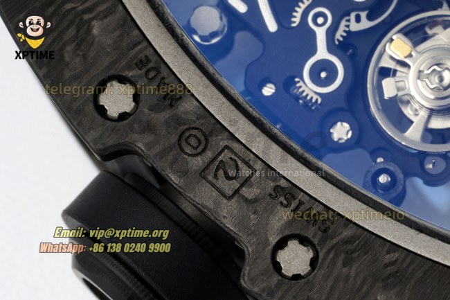 RM055 43mm KVF Sketelon/White Red on NTPT/RU Strap RMUL2 RM055 43mm KVF Sketelon/White Red on NTPT/RU Strap RMUL2
