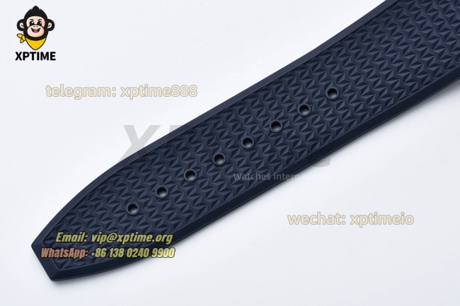 Overseas 4520V 41mm PPF Blue/Stick on SS/RU Bracelet A5100 Overseas 4520V 41mm PPF Blue/Stick on SS/RU Bracelet A5100