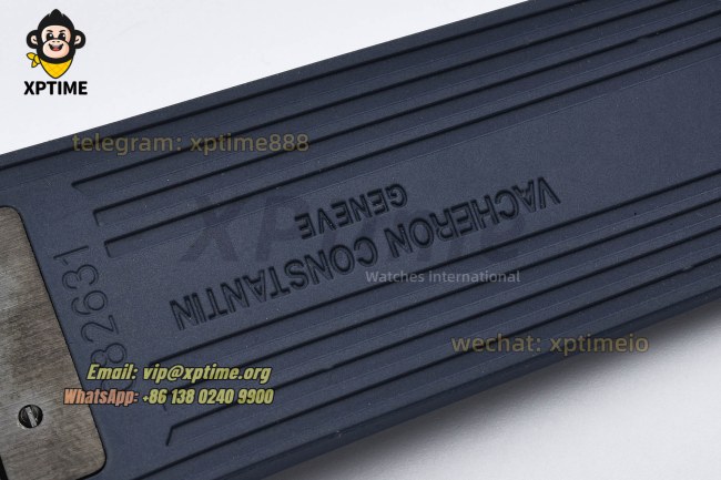 Overseas 4520V 41mm PPF Blue/Stick on SS/RU Bracelet A5100 Overseas 4520V 41mm PPF Blue/Stick on SS/RU Bracelet A5100