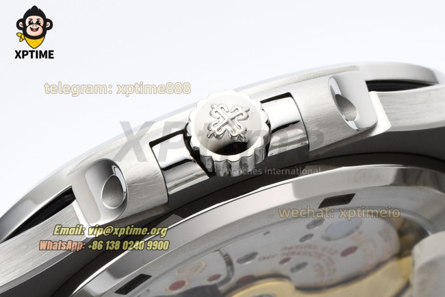 Nautilus 5711 40mm PPF White/Stick on SS/SS Bracelet A330 Nautilus 5711 40mm PPF White/Stick on SS/SS Bracelet A330