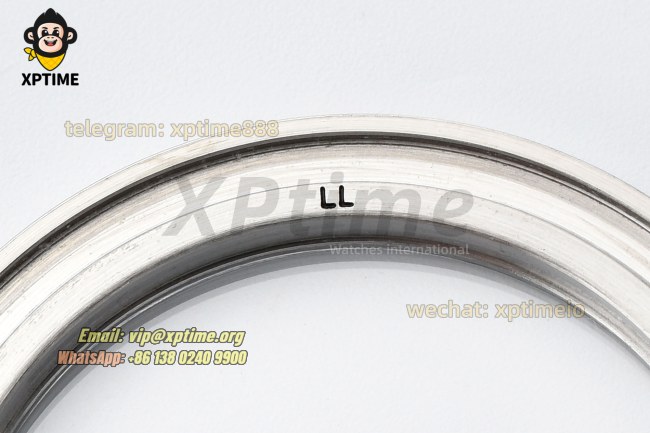 Nautilus 5711 40mm PPF White/Stick on SS/SS Bracelet A330 Nautilus 5711 40mm PPF White/Stick on SS/SS Bracelet A330