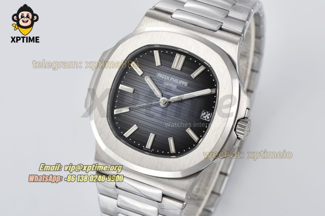 Nautilus 5711 40mm PPF Blue/Stick on SS/SS Bracelet A330 Nautilus 5711 40mm PPF Blue/Stick on SS/SS Bracelet A330