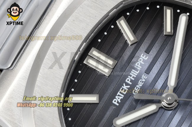 Nautilus 5711 40mm PPF Blue/Stick on SS/SS Bracelet A330 Nautilus 5711 40mm PPF Blue/Stick on SS/SS Bracelet A330