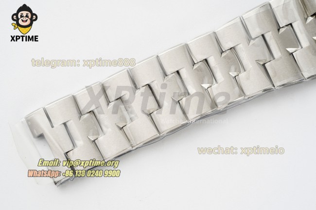 Overseas Ultra-Thin 2000V 40mm XF Black/Stick on SS/SS Bracelet MY9015 Overseas Ultra-Thin 2000V 40mm XF Black/Stick on SS/SS Bracelet MY9015