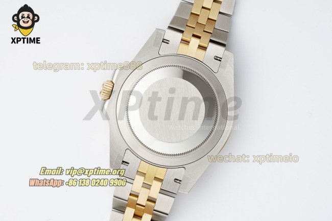 GMT Master II 126713 GRNR 40mm QF Black/Dot on Jub YG/SS Bracelet VR3285 GMT Master II 126713 GRNR 40mm QF Black/Dot on Jub YG/SS Bracelet VR3285