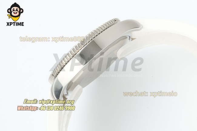 Superocean 44mm TF White/Stick & Numeral on SS/RU Bracelet A2824 Superocean 44mm TF White/Stick & Numeral on SS/RU Bracelet A2824
