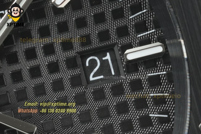 Royal Oak 15500 41mm THBF Black/Stick on SS/CER Bracelet Royal Oak 15500 41mm THBF Black/Stick on SS/CER Bracelet