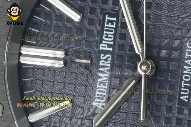 Royal Oak 15500 41mm THBF Blue/Stick on SS/CER Bracelet Royal Oak 15500 41mm THBF Blue/Stick on SS/CER Bracelet