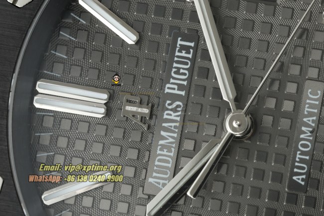 Royal Oak 15500 41mm THBF Gray/Stick on SS/CER Bracelet Royal Oak 15500 41mm THBF Gray/Stick on SS/CER Bracelet