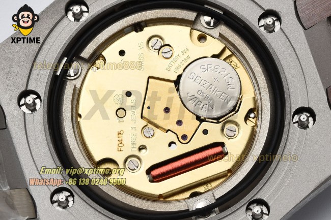 Royal Oak Ladies 67650 33mm ZF White/Stick on SS/SS Bracelet Swiss Quartz Royal Oak Ladies 67650 33mm ZF White/Stick on SS/SS Bracelet Swiss Quartz