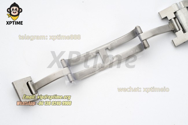 Ballon Bleu De Cartier 36mm V6F White/Roman on SS/SS Bracelet Quartz Ballon Bleu De Cartier 36mm V6F White/Roman on SS/SS Bracelet Quartz