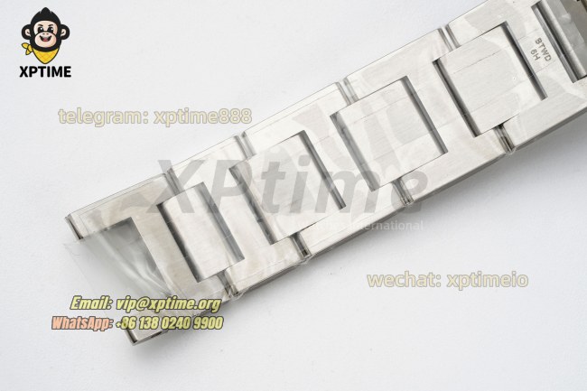 Ballon Bleu De Cartier 42mm V6F White/Roman on SS/SS Bracelet Quartz Ballon Bleu De Cartier 42mm V6F White/Roman on SS/SS Bracelet Quartz