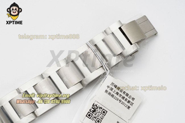 Ballon Bleu De Cartier 42mm V6F White/Roman on SS/SS Bracelet Quartz Ballon Bleu De Cartier 42mm V6F White/Roman on SS/SS Bracelet Quartz