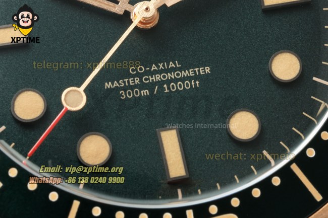 Seamaster 300m 2024 42mm VSF Green/Dot on TI/TI Bracelet A8806 Seamaster 300m 2024 42mm VSF Green/Dot on TI/TI Bracelet A8806