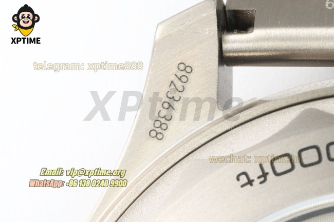 Seamaster 300m 2024 42mm VSF Green/Dot on TI/TI Bracelet A8806 Seamaster 300m 2024 42mm VSF Green/Dot on TI/TI Bracelet A8806